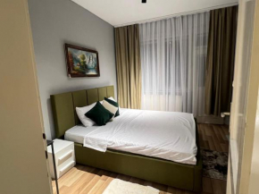 Adi's apartmant